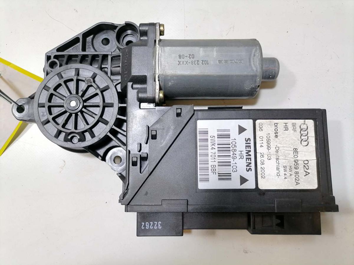 Audi A4 8E original Fensterhebermotor hinten rechts Bj.2002